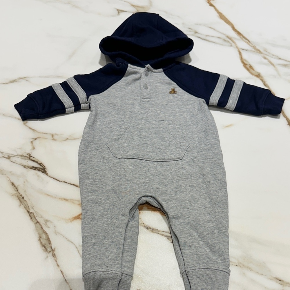 GAP Navy and Gray Kids Footie
